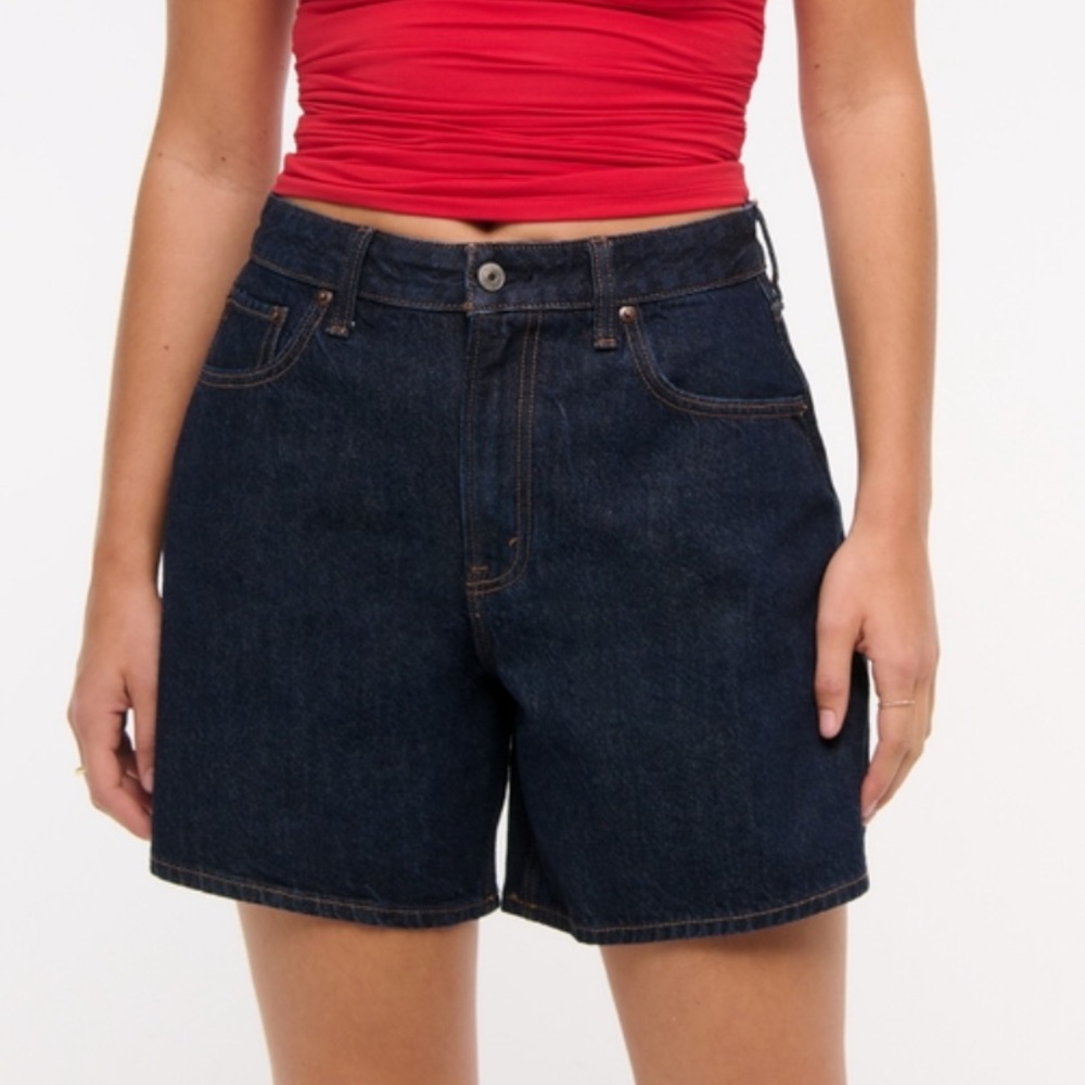 Abercrombie Curve Love High Rise Loose Short